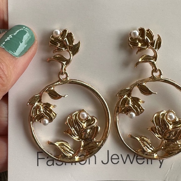 Golden Floral with Pearls Drop Hoop Earrings - Picture 3 of 4